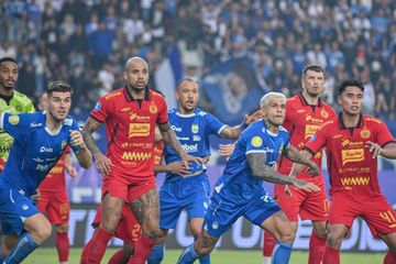 Duel Persib Bandung Vs Persija Jakarta pada putaran pertama Liga 1 2024/2025.