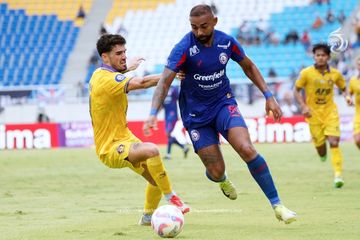 arema-fc-vs-persik-kediri-174695-20250511050649