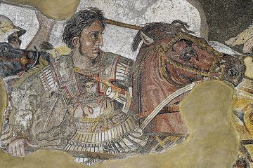 Selidik Ilmiah Asal-usul Tesserae Mosaik Alexander yang Mengagumkan