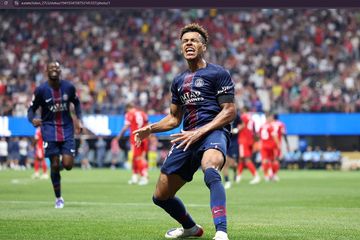 Hasil Piala Dunia Klub 2025 – Reinkarnasi Neymar Lumpuhkan Kesaktian Manuel Neuer, 9 Pemain PSG Gebuk Bayern Muenchen – Bolasport – https://bit.ly/4nAlW3Q – #arenanews