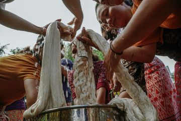Aram Bekelala Tenun Iban: Upaya Pelestarian Budaya dan Pemberdayaan Perempuan Dayak Iban oleh Yayasan Kawan Lama