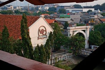 Menanti Lenyap: Sisa Kasteel Batavia dan Ancaman Laut Jawa
