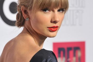 Taylor Swift: Enggak Selalu Kisah Nyata