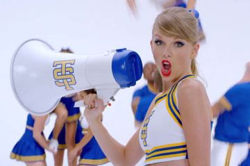 7 Cara Menanggapi Teman dengan Karakter ESFJ Seperti Taylor Swift