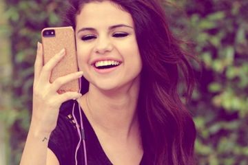Menurut Pengakuan Cowok, Ini Postingan Snapchat Cewek yang Bisa Bikin Naksir