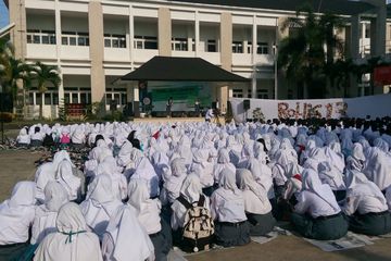 SMKN 13 Bandung: Bentuk Karakter Positif Lewat Soft Skill