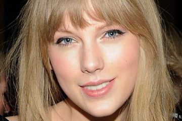 Taylor Swift: Kepo Itu Enggak baik