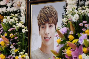 Foto Jonghyun di funeral hall, tempat upacara pemakaman berlangsung
