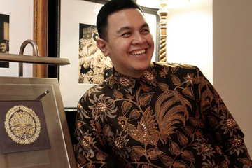 Tulus bersandar, ah adem!