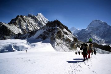 Es di Gunung Everest Terus Menyusut