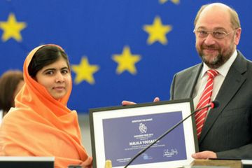 Malala Terima Penghargaan HAM Uni Eropa