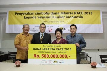 Four Seasons Hotel Jakarta Sumbangkan 500 Juta Rupiah bagi Yayasan Kanker