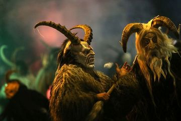 Inilah Krampus: Iblis Natal Pesaing Santa Klaus