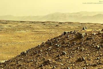 Merekam Suasana Sore di Mars