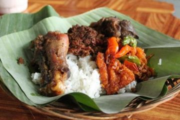 Harumnya Aroma Gudeg Yu Djum
