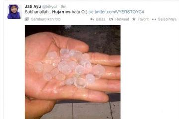Kehebohan Warga Saat Hujan Es Landa Kota Medan