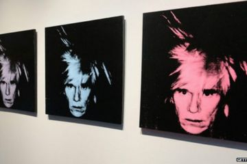 Karya "Selfie" Andy Warhol Rp339 Miliar 