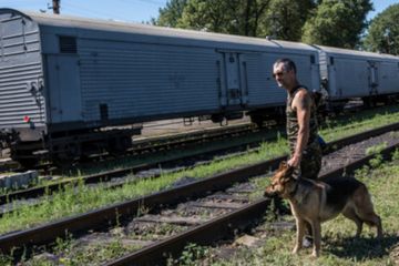 Kereta yang Mengangkut Jenazah MH17 Tiba di Kharkiv