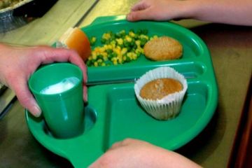Makan Siang Gratis untuk Murid-Murid SD Skotlandia