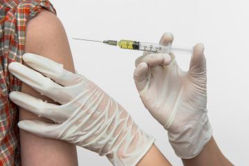 Wabah Difteri di Indonesia: Antara Vaksinasi dan Antibiotik