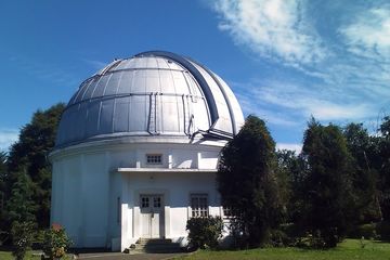 Bosscha Menyibak Lautan Cahaya