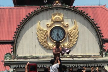 Ngalap Berkah di Grebeg Syawal