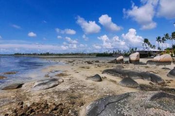 Pantai Trikora dan Bintan, &quot;Rumah Kedua&quot; Orang Singapura