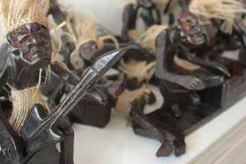 Mengintip Proses Pembuatan Patung Primitif di Yogyakarta