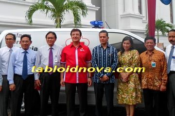 PMI Medan Terima Ambulans