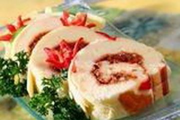 Bolognese Roll Cake
