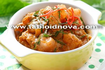 Gulai Tunjang Daun Mangkokan
