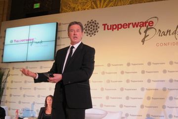 Perubahan Positif Penjual Tupperware