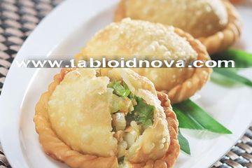 Fried Chinese Puff with Seafood