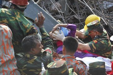 Kisah Reshma Bertahan Hidup di Bawah Puing 2