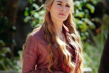 Adegan Bugil Lena Headey Habiskan 200
