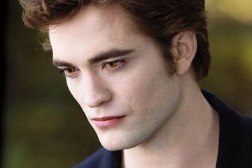 Karena Twilight Aktor Ini Bergelimang Harta