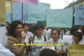 Sekolah Mau Digusur Anak anak Demo