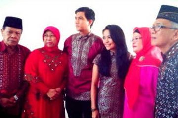 Tantri Kotak Gelar Acara Lamaran