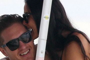 Waduh, Demi Moore Kecantol Brondong Lagi!