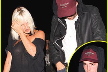 Inikah Pacar Baru Robert Pattinson