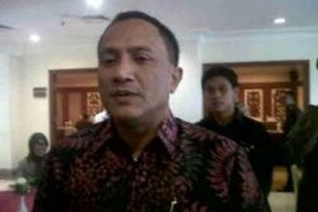 Ini Dia Calon Suami Bella Saphira