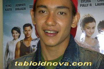 Adipati Dolken Pasang Target Nikah
