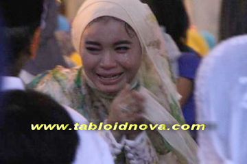 Rossa Saya Minta Maaf