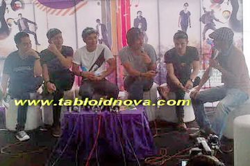 Ungu Bertahan Berkat Penggemar