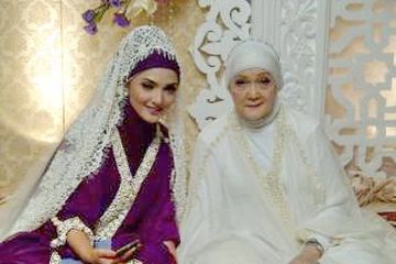 Ashanty Menangis Minta Izin Pada Orangtuanya