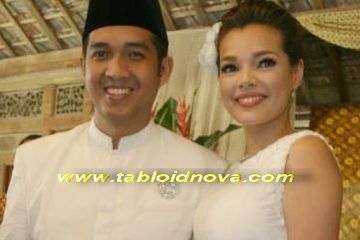 Dewi Sandra Saya Tak Mau Mengungkit Masa Lalu