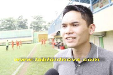 Ben Kasyafani Tertawa Lihat Jambul Syahrini