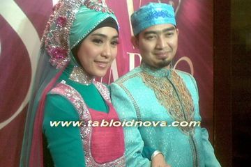 April Jasmine Puji Habis Ustadz Solmed