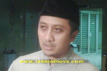 Yusuf Mansyur Tahu Perceraian AA Gym