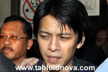 Ganti Nama Ariel Buang Sial